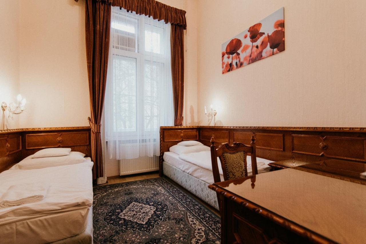 Tisza Hotel แซแก็ด ภายนอก รูปภาพ