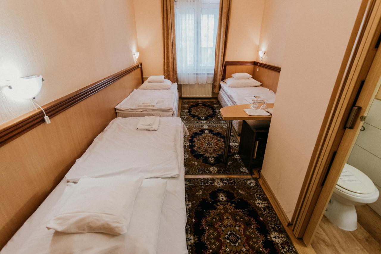 Tisza Hotel แซแก็ด ภายนอก รูปภาพ